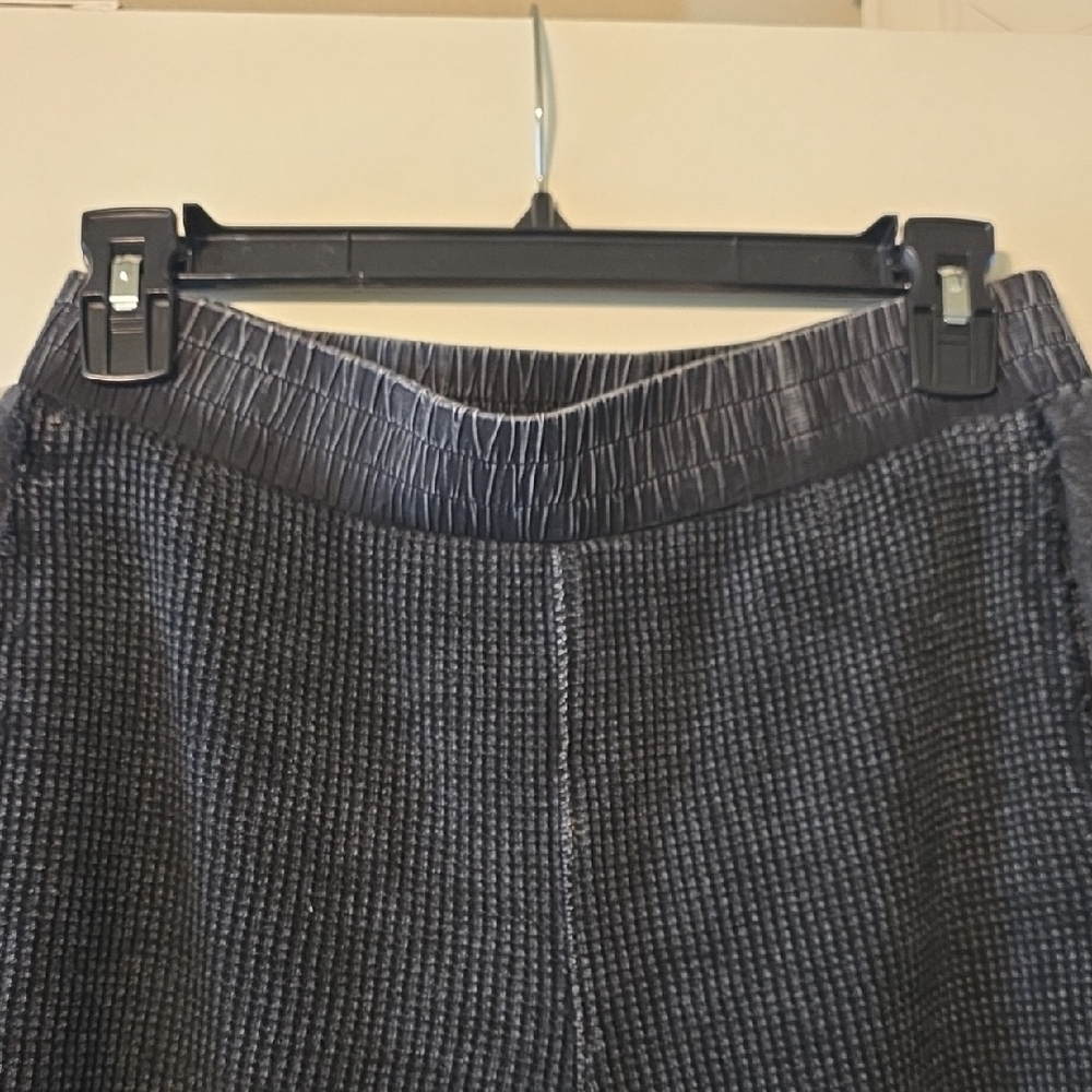 Oli & Hali Black Cropped Pants - Picture 4 of 10